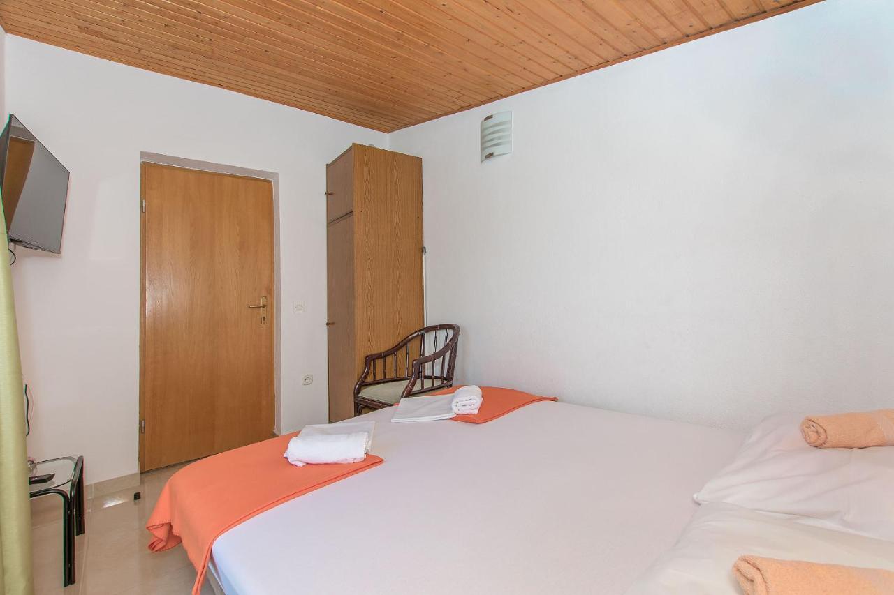Apartments Clarus Mare Duće Esterno foto