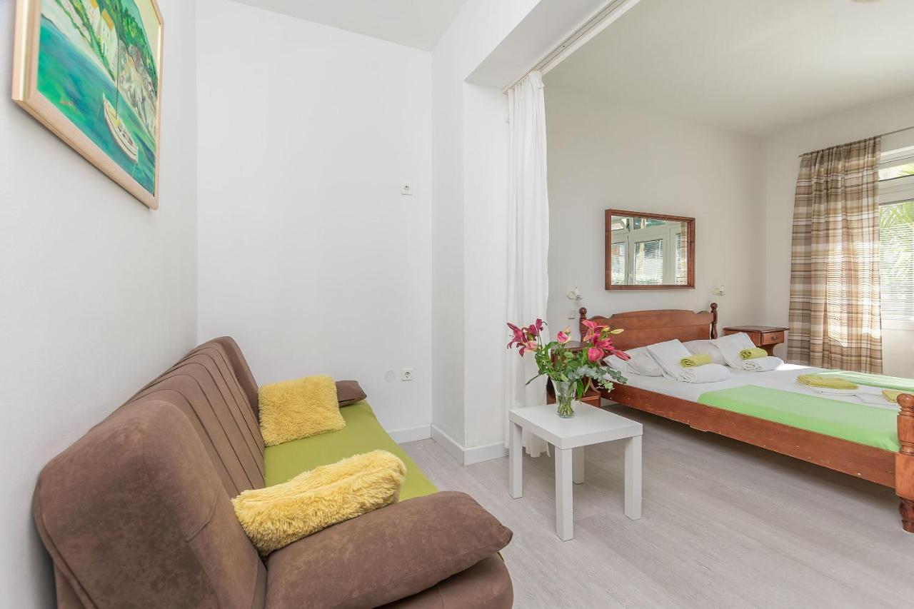 Apartments Clarus Mare Duće Esterno foto